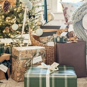 Vtg Vinyl & Apparel Shop Owner; Only Items I'd Be Thrilled Myself To Wear!